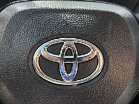 Used 2024 Toyota Corolla LE w/ LE Convenience Package FWD image 26