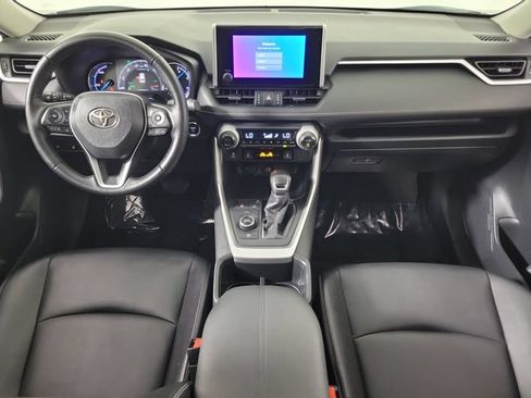Used 2025 Toyota RAV4 XLE Premium w/ Weather Package AWD/4WD image 16