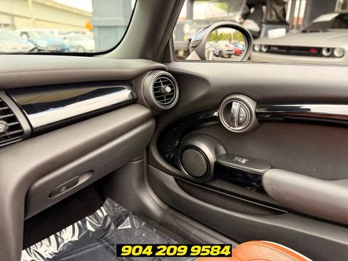 Used 2017 MINI Cooper S FWD image 17