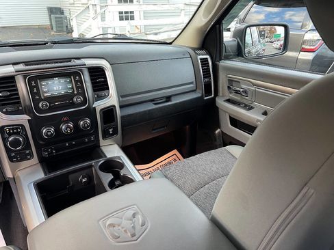 Used 2015 RAM 1500 Big Horn image 32
