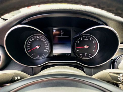 Used 2017 Mercedes-Benz C 300 Sedan image 25