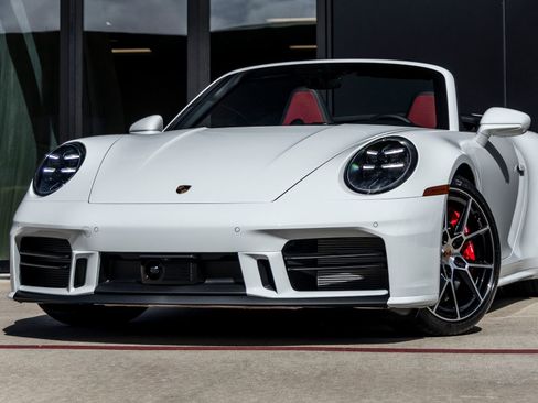 Certified 2026 Porsche 911 Carrera S RWD image 7