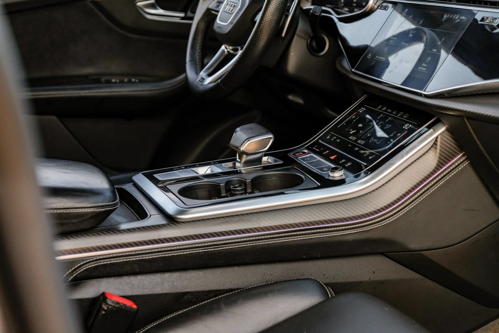 Used 2022 Audi RS Q8 AWD/4WD image 29