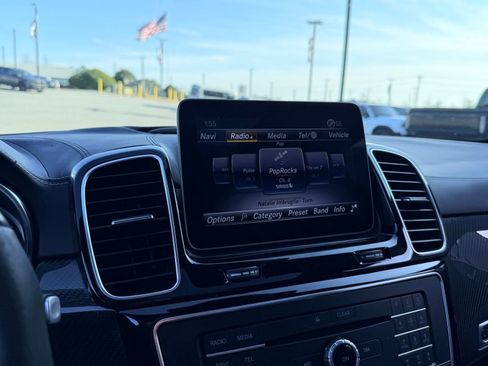 Used 2019 Mercedes-Benz GLS 63 AMG 4MATIC w/ AMG Night Styling Package image 23