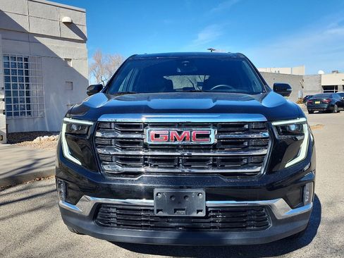 Used 2024 GMC Acadia Elevation image 2