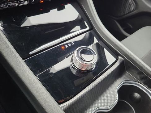 New 2026 Jeep Grand Cherokee L Laredo image 21