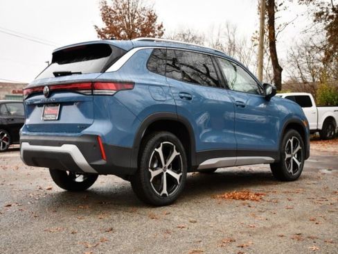 New 2026 Volkswagen Tiguan SE FWD image 7