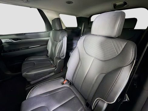 Used 2024 Hyundai Palisade SEL w/ Premium Package image 26