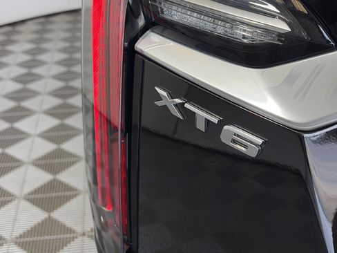 Used 2023 Cadillac XT6 Sport w/ Technology Package AWD/4WD image 18