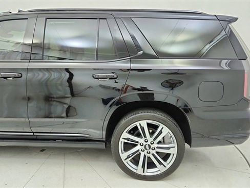 Used 2025 Cadillac Escalade Sport Platinum w/ LPO, Floor Liner Package image 10