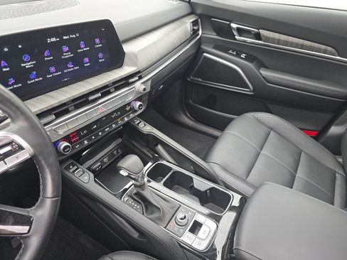 Used 2024 Kia Telluride EX AWD/4WD image 31