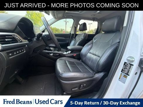 Used 2022 Kia Telluride EX w/ EX Premium Package AWD/4WD image 12