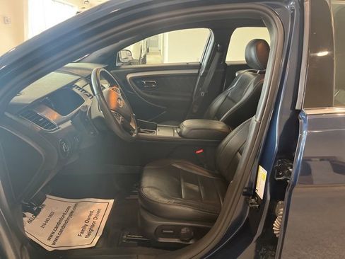Used 2017 Ford Taurus SEL w/ Equipment Group 201A image 9
