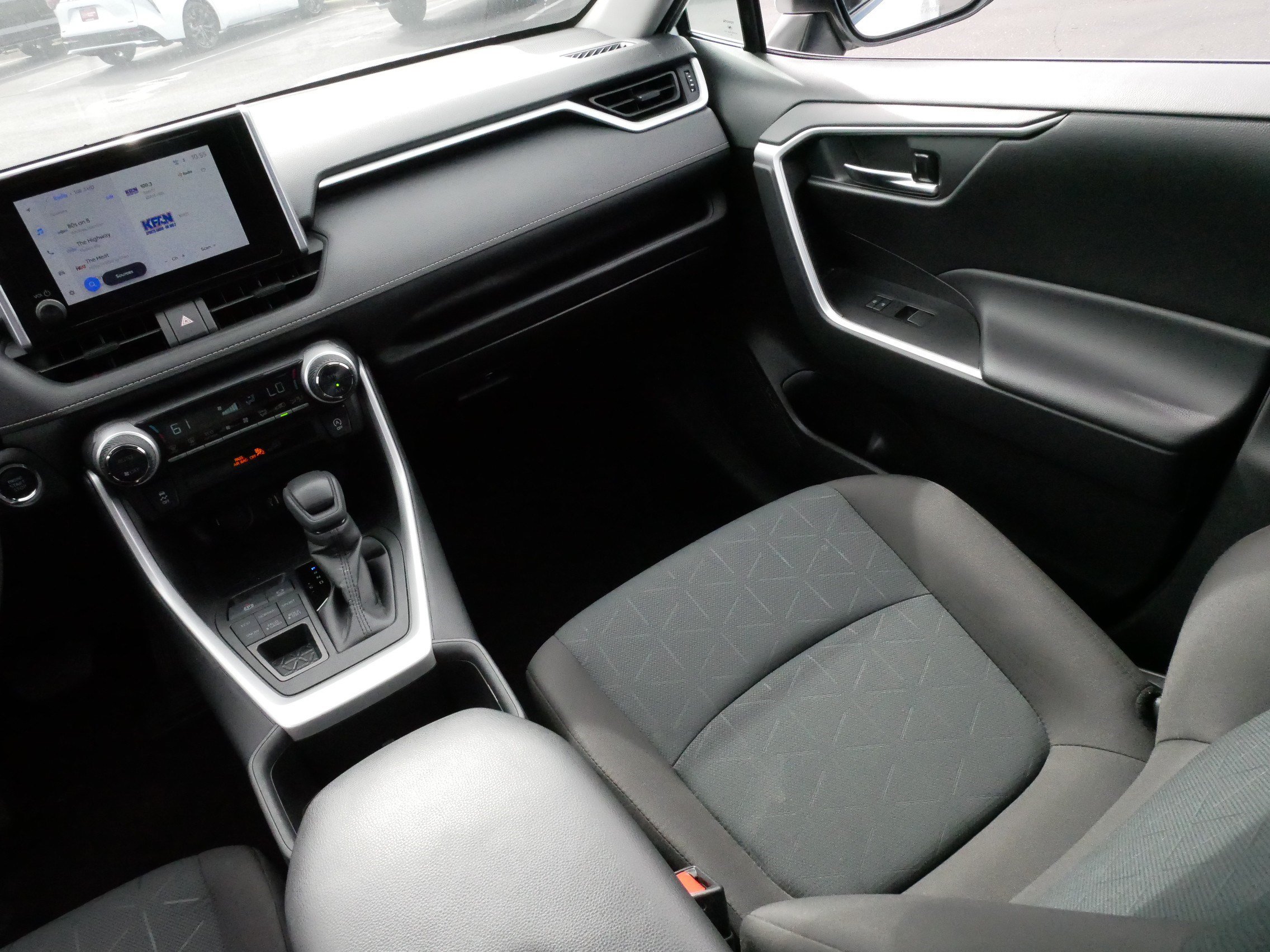 Certified 2025 Toyota RAV4 XLE AWD/4WD image 11