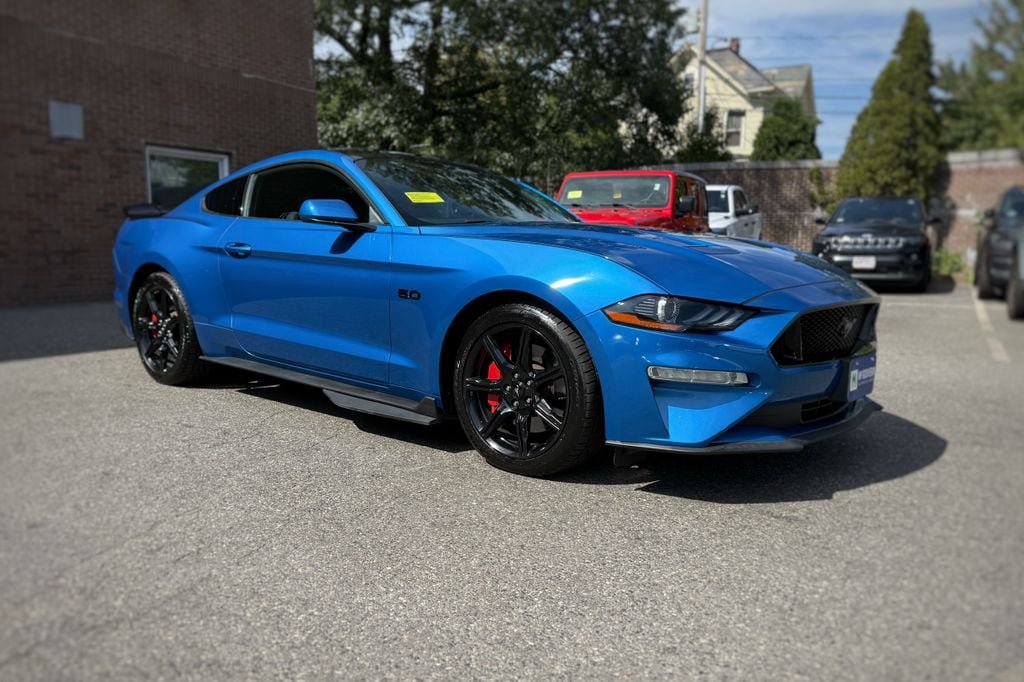Used 2019 Ford Mustang GT w/ Equipment Group 301A RWD image 3