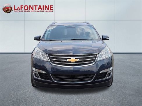 Used 2017 Chevrolet Traverse LT w/ Style and Technology Package image 8
