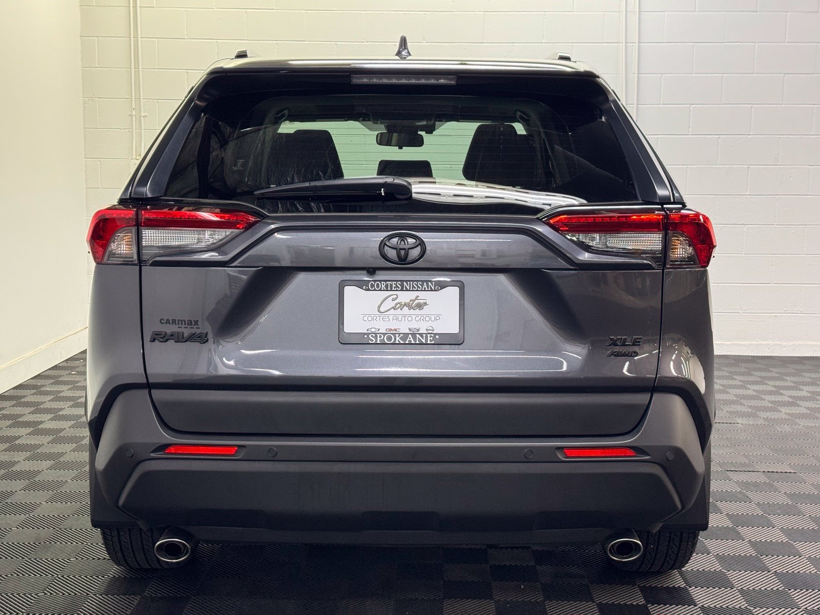 Used 2025 Toyota RAV4 XLE Premium w/ Weather Package AWD/4WD image 6