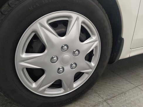 Used 2019 Kia Rio S FWD image 31