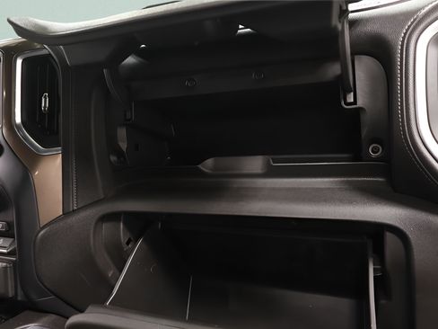 Used 2023 Chevrolet Silverado 2500 High Country w/ Z71 Off-Road Package AWD/4WD image 30