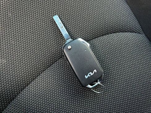 Used 2024 Kia Forte LXS image 33