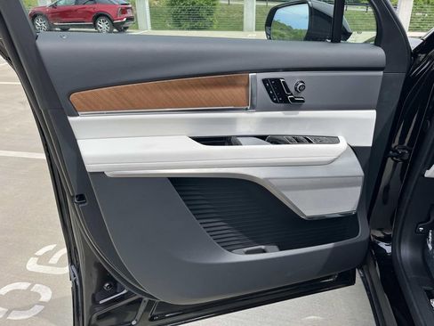 New 2026 Cadillac Vistiq Luxury AWD/4WD image 21