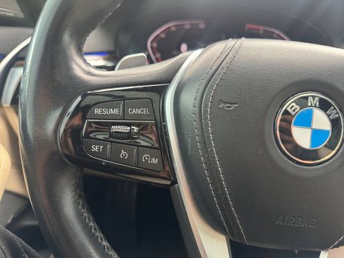 Used 2021 BMW 530i w/ Premium Package RWD image 23