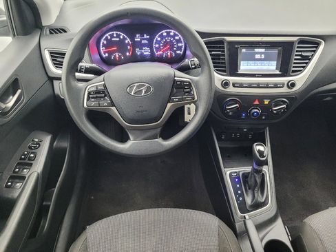 Used 2021 Hyundai Accent SE FWD image 22