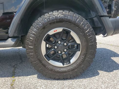 Used 2020 Jeep Wrangler Unlimited Rubicon AWD/4WD image 9