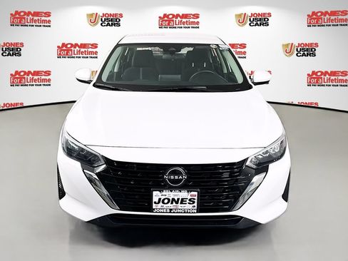 Certified 2024 Nissan Sentra SV FWD image 11