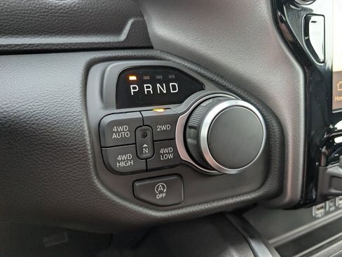 New 2026 RAM 1500 4x4 Crew Cab image 26