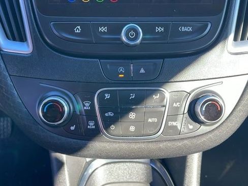 Used 2024 Chevrolet Malibu LT image 20