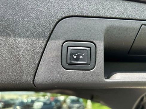 Used 2022 Buick Envision Preferred FWD image 41
