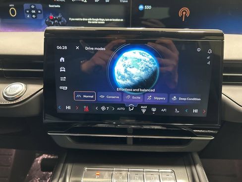 New 2026 Lincoln Nautilus Premier w/ Equipment Group 102A AWD/4WD image 24
