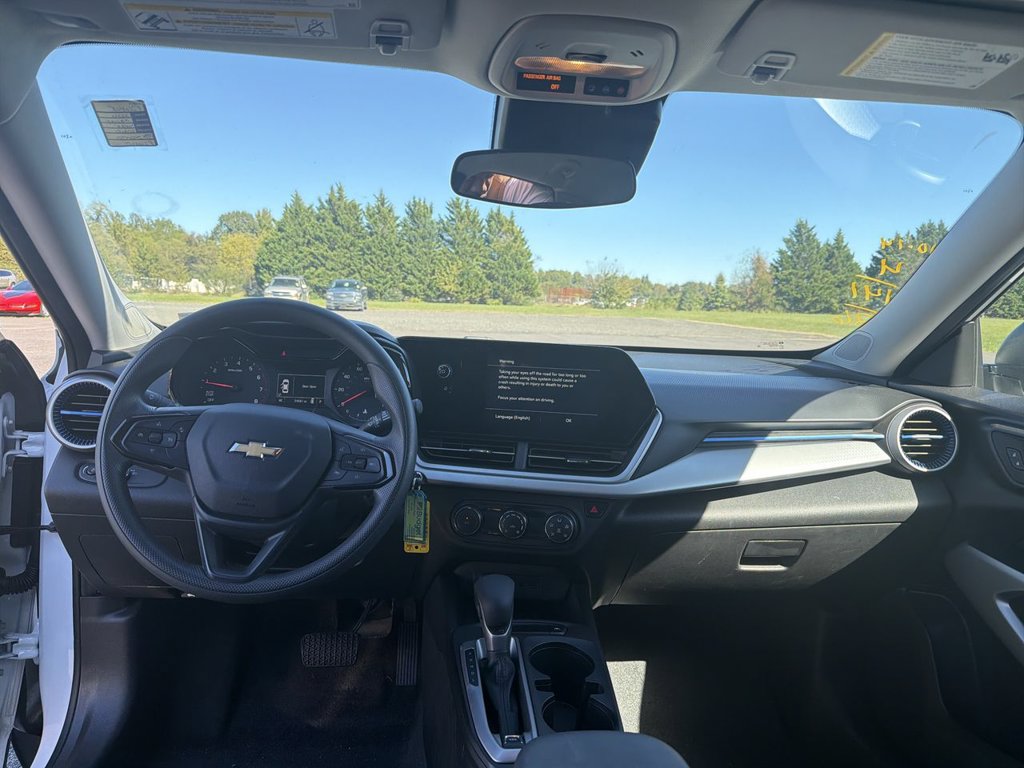 Certified 2026 Chevrolet Trax LS FWD image 19