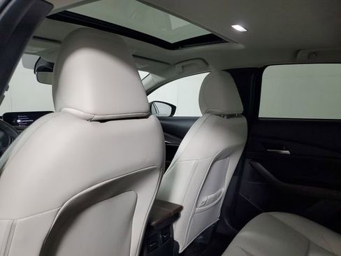 Used 2025 MAZDA CX-30 AWD 2.5 S w/ Premium Package image 14