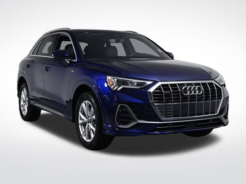 Used 2025 Audi Q3 2.0T Premium w/ Convenience Package AWD/4WD image 7