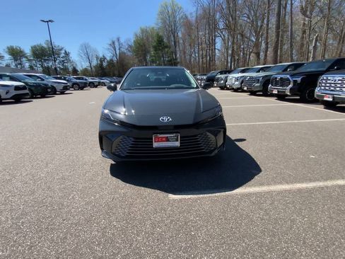 New 2026 Toyota Camry XLE AWD/4WD image 3
