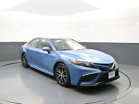 Certified 2024 Toyota Camry SE AWD/4WD image 8