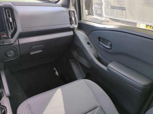 New 2026 Nissan Frontier SV image 17