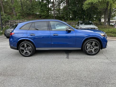 Certified 2025 Mercedes-Benz GLC 300 image 5