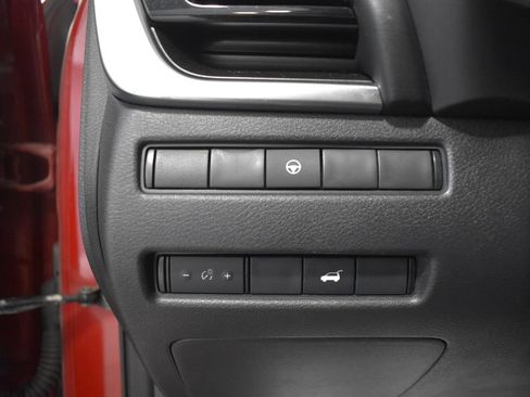 Certified 2023 Nissan Rogue SV w/ SV Premium Package AWD/4WD image 19