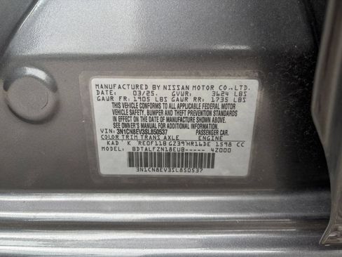 Used 2025 Nissan Versa SV FWD image 26