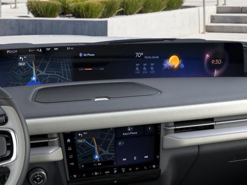 New 2025 Lincoln Navigator Reserve image 13