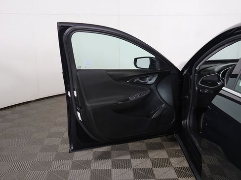 Used 2024 Chevrolet Malibu LT image 17