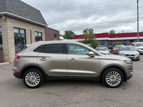 Used 2019 Lincoln MKC Premiere AWD/4WD image 4