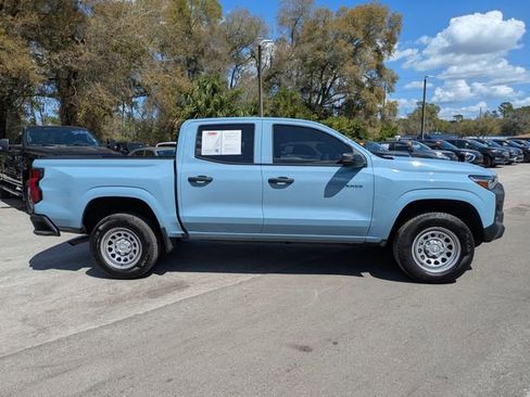 Used 2025 Chevrolet Colorado W/T image 3