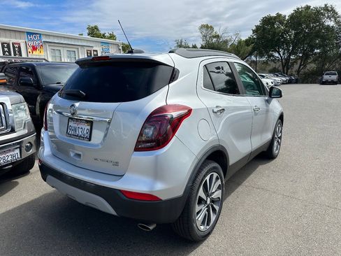 Used 2020 Buick Encore Essence AWD/4WD image 5