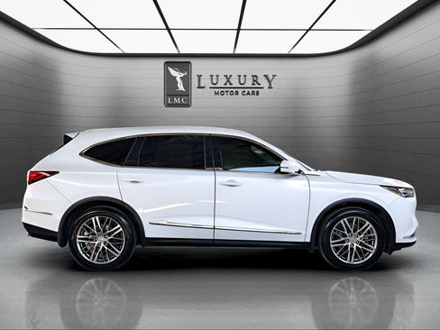Used 2023 Acura MDX SH-AWD w/ Advance Package image 9