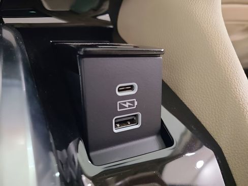 New 2026 Acura MDX Base image 26