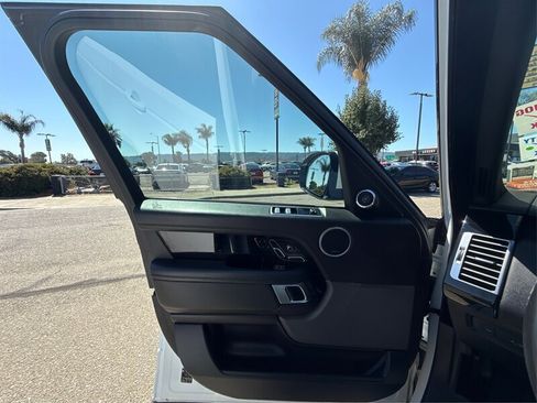 Used 2020 Land Rover Range Rover AWD/4WD image 17